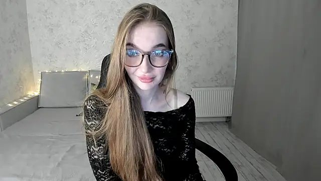 LissaCain online show from 12, 11, 2025