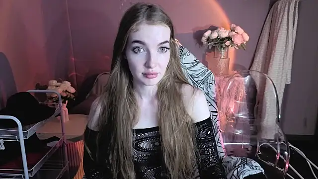 Snapshot of LissaCain chatting on 2, 7, 2026 LissaCain online show from 2, 7, 2026