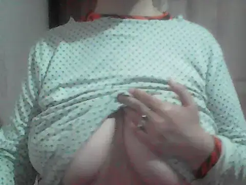 Snapshot of AnaXBerry chatting on 26, 4, 2026 AnaXBerry online show from 26, 4, 2026