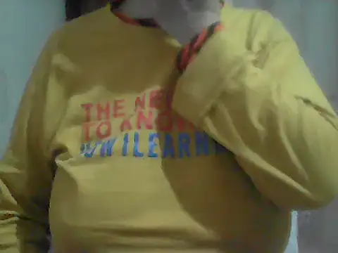 Snapshot of AnaXBerry chatting on 30, 4, 2026 AnaXBerry online show from 30, 4, 2026
