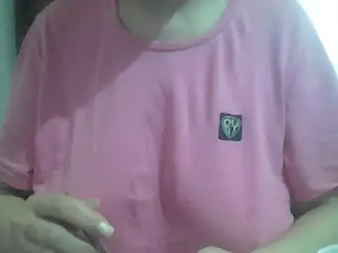 Snapshot of AnaXBerry chatting on 13, 5, 2026 AnaXBerry online show from 13, 5, 2026