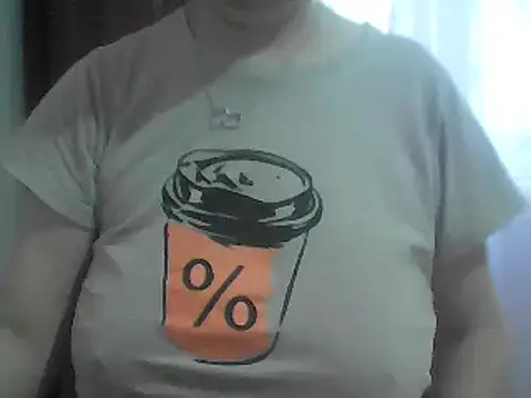 Snapshot of AnaXBerry chatting on 28, 5, 2026 AnaXBerry online show from 28, 5, 2026