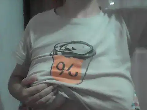 Snapshot of AnaXBerry chatting on 28, 7, 2026 AnaXBerry online show from 28, 7, 2026