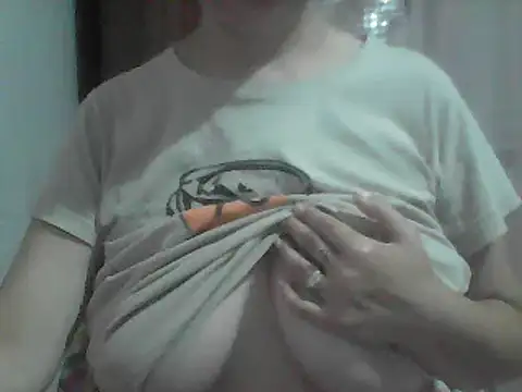 Snapshot of AnaXBerry chatting on 29, 7, 2026 AnaXBerry online show from 29, 7, 2026