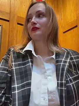 Snapshot of LadyTatiana_Madam chatting on 23, 2, 2025 LadyTatiana Madam online show from 23, 2, 2025