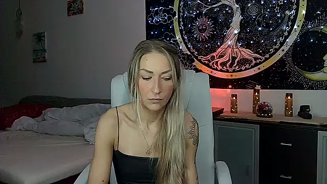 SexxyLiviaa online show from 25, 10, 2025