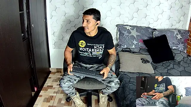 Snapshot of Marck_Muscle chatting on 11, 12, 2024 Marck Muscle online show from 11, 12, 2024