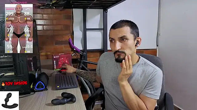 Snapshot of Marck_Muscle chatting on 5, 7, 2026 Marck Muscle online show from 5, 7, 2026