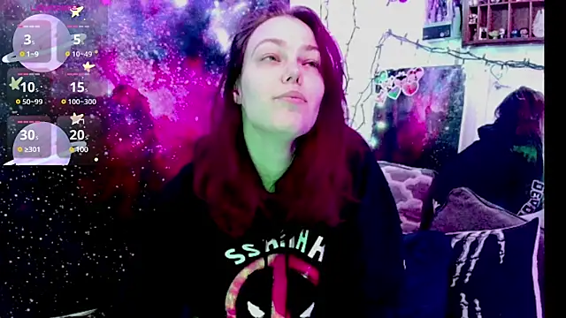 EverlyEster online show from 5, 1, 2025