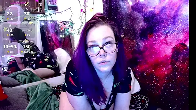 EverlyEster online show from 20, 2, 2025