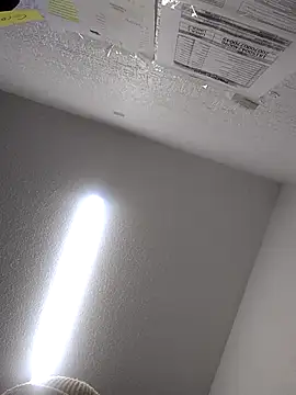 Isaanegrito online show from 1, 12, 2025