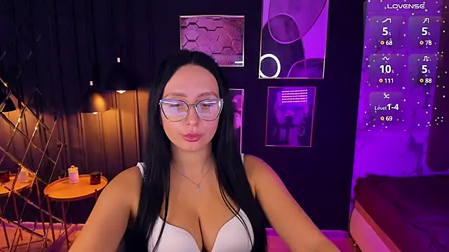 Snapshot of Christy_Calypso chatting on 10, 12, 2024 Christy Calypso online show from 10, 12, 2024