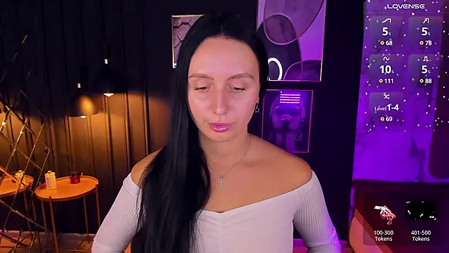 Snapshot of Christy_Calypso chatting on 17, 12, 2024 Christy Calypso online show from 17, 12, 2024