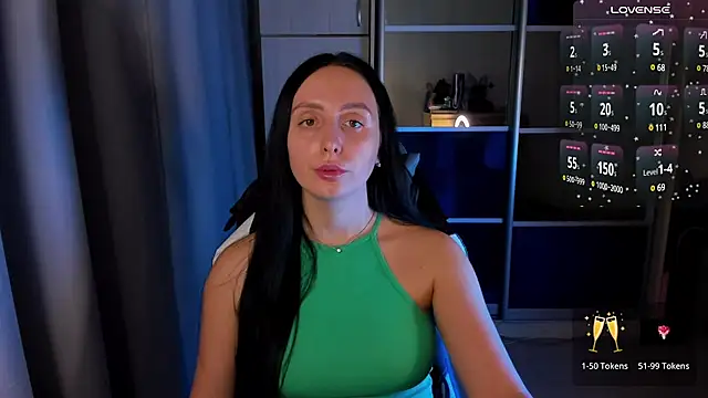 Snapshot of Christy_Calypso chatting on 5, 2, 2025 Christy Calypso online show from 5, 2, 2025