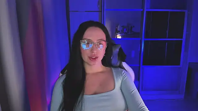 Snapshot of Christy_Calypso chatting on 5, 11, 2025 Christy Calypso online show from 5, 11, 2025