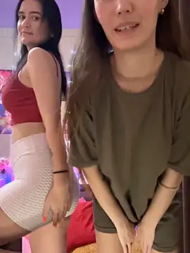 Snapshot of Heart_Ass chatting on 11, 1, 2025 Heart Ass online show from 11, 1, 2025