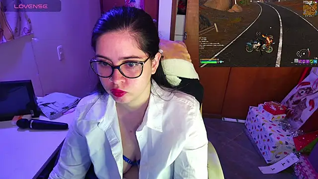Snapshot of Vallolet_Spencer chatting on 12, 12, 2024 Vallolet Spencer online show from 12, 12, 2024