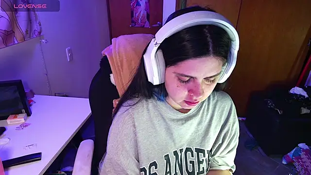 Snapshot of Vallolet_Spencer chatting on 12, 1, 2025 Vallolet Spencer online show from 12, 1, 2025