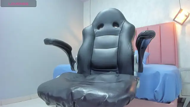 chelsyquinn online show from 16, 1, 2026