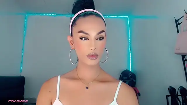  Riannagarcia  online show from 28, 10, 2025