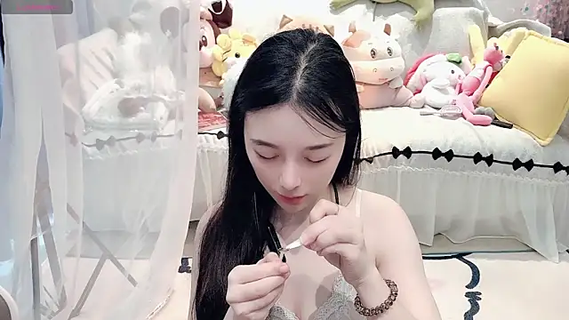 Snapshot of AKiKi711 chatting on 15, 6, 2026 AKiKi711 online show from 15, 6, 2026