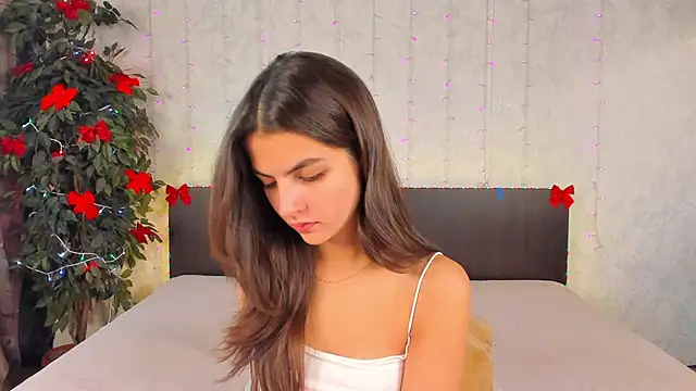 Milana Crystal  online show from 3, 1, 2025