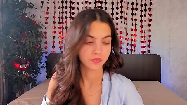 Milana Crystal  online show from 16, 2, 2025