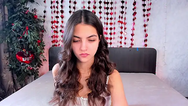 Milana Crystal  online show from 5, 3, 2025