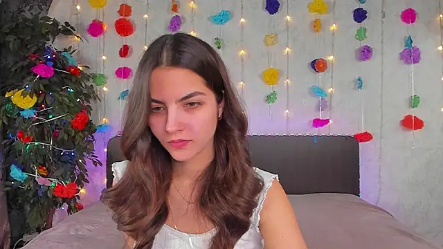 Milana Crystal  online show from 25, 3, 2026