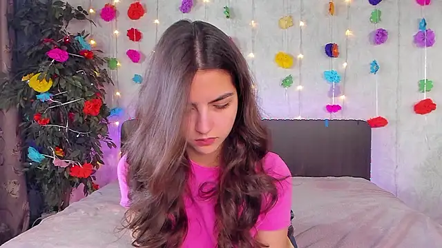 Milana Crystal  online show from 29, 3, 2026