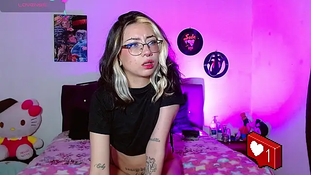 squirt charlott online show from 11, 2, 2025