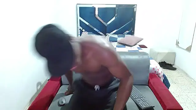 MiguelAngelxl online show from 14, 10, 2025