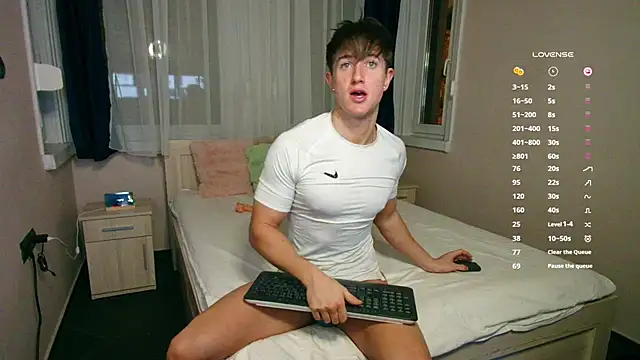 ChristianLevine  online show from 21, 11, 2025