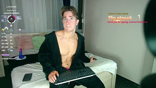 ChristianLevine  online show from 28, 11, 2025