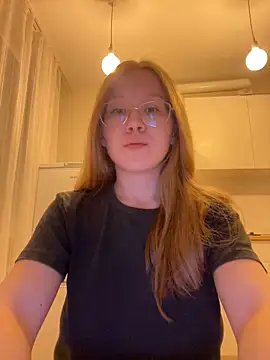 Snapshot of Eva_Weyne chatting on 20, 9, 2025 Eva Weyne online show from 20, 9, 2025