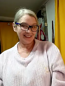 irinamaux online show from 28, 3, 2026