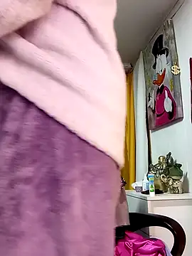 irinamaux online show from 2, 4, 2026