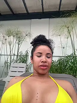 Brunettexio online show from 24, 1, 2025