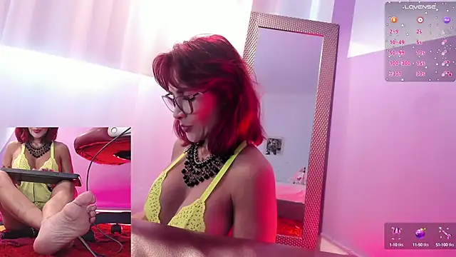 Snapshot of fransheska_rossi chatting on 24, 2, 2025 fransheska rossi online show from 24, 2, 2025