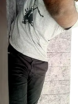 Snapshot of mr_slim_body chatting on 15, 2, 2026 mr slim body online show from 15, 2, 2026