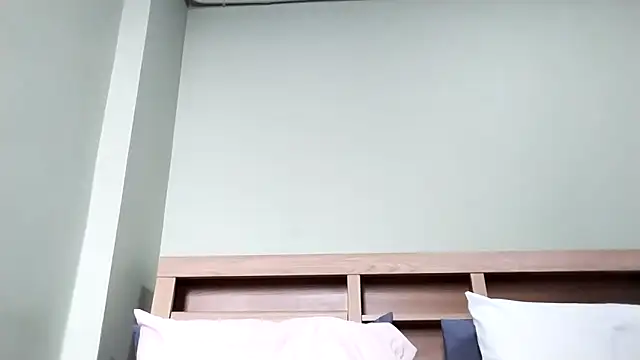 BIGUNCUTHARDCOCK online show from 3, 10, 2025