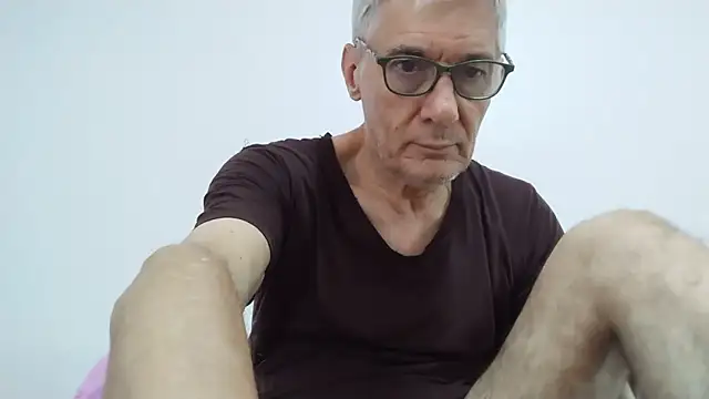 Snapshot of BIGUNCUTHARDCOCK chatting on 18, 6, 2026 BIGUNCUTHARDCOCK online show from 18, 6, 2026