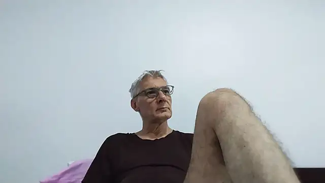 Snapshot of BIGUNCUTHARDCOCK chatting on 26, 6, 2026 BIGUNCUTHARDCOCK online show from 26, 6, 2026