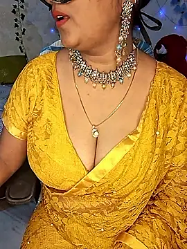 Snapshot of Love_Winss chatting on 14, 9, 2025 Love Winss online show from 14, 9, 2025