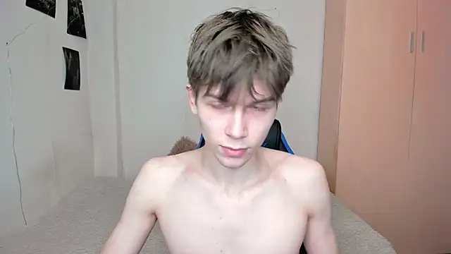 Makentoshi  online show from 22, 3, 2025