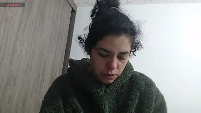 Snapshot of Anne_purple chatting on 10, 3, 2025 Anne purple online show from 10, 3, 2025