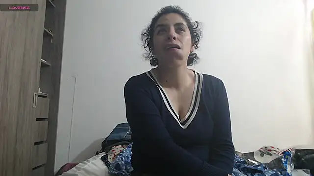 Snapshot of Anne_purple chatting on 18, 3, 2025 Anne purple online show from 18, 3, 2025