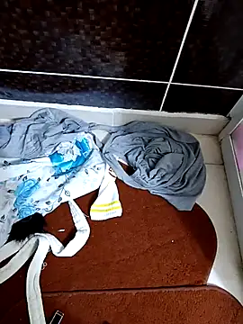 modelturanist27 online show from 24, 4, 2026