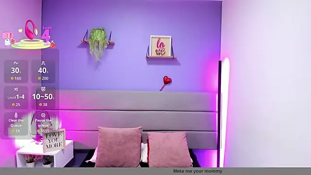 Alicebrooks  online show from 18, 4, 2026