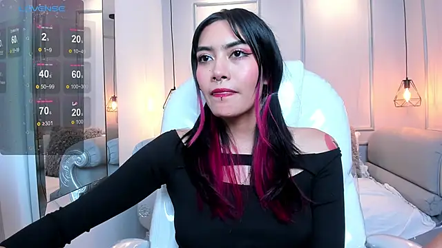 AzuraKindong online show from 7, 2, 2025